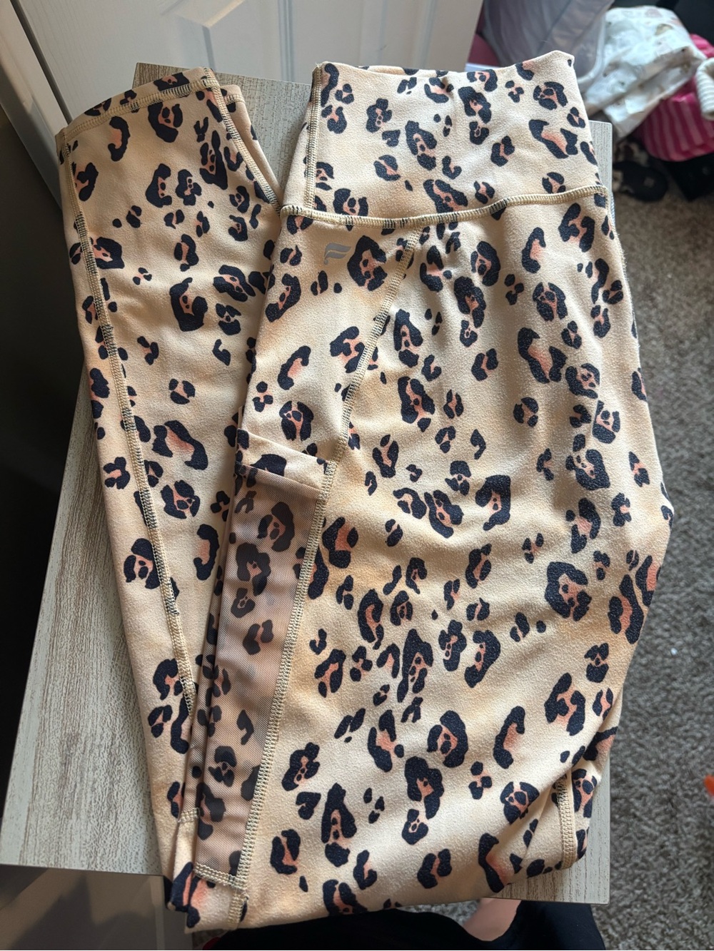 Women's Leopard Print Leggings - Tan